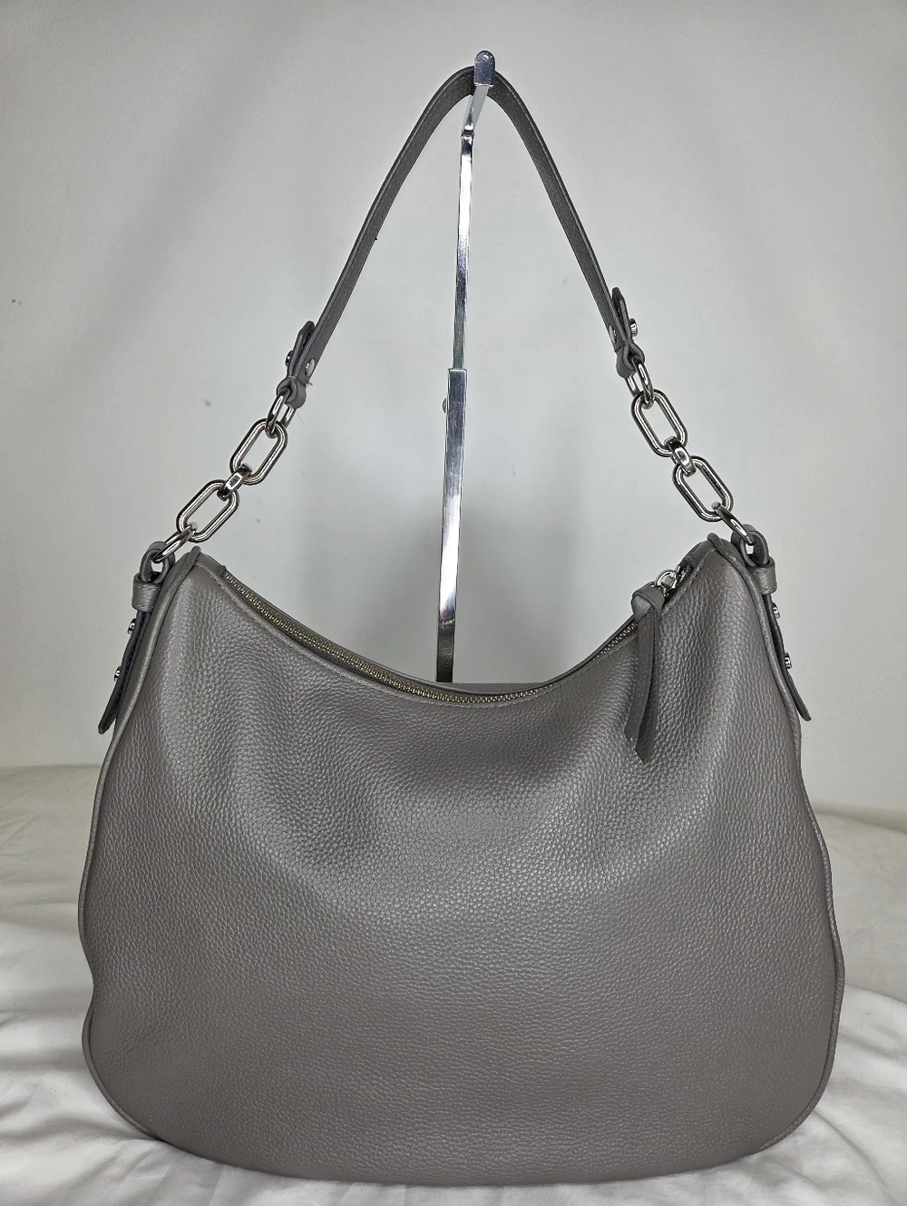 Kate Spade New York Mulberry Street Vivian Shoulder Bag In Taupe Color - Picture 2 of 15